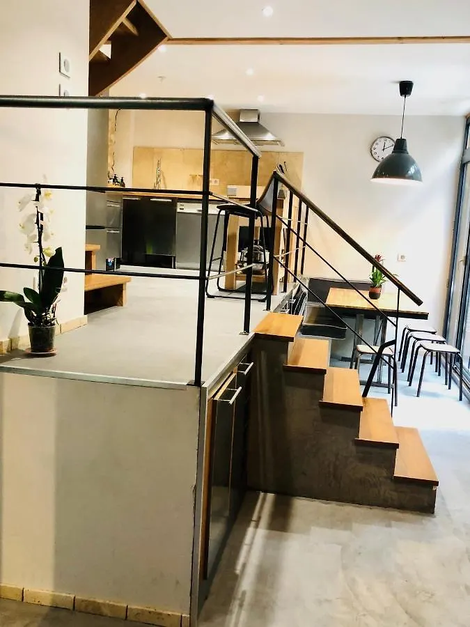 Magnifique Loft Appartement Chalet Climatise Buttes Chaumont Paris